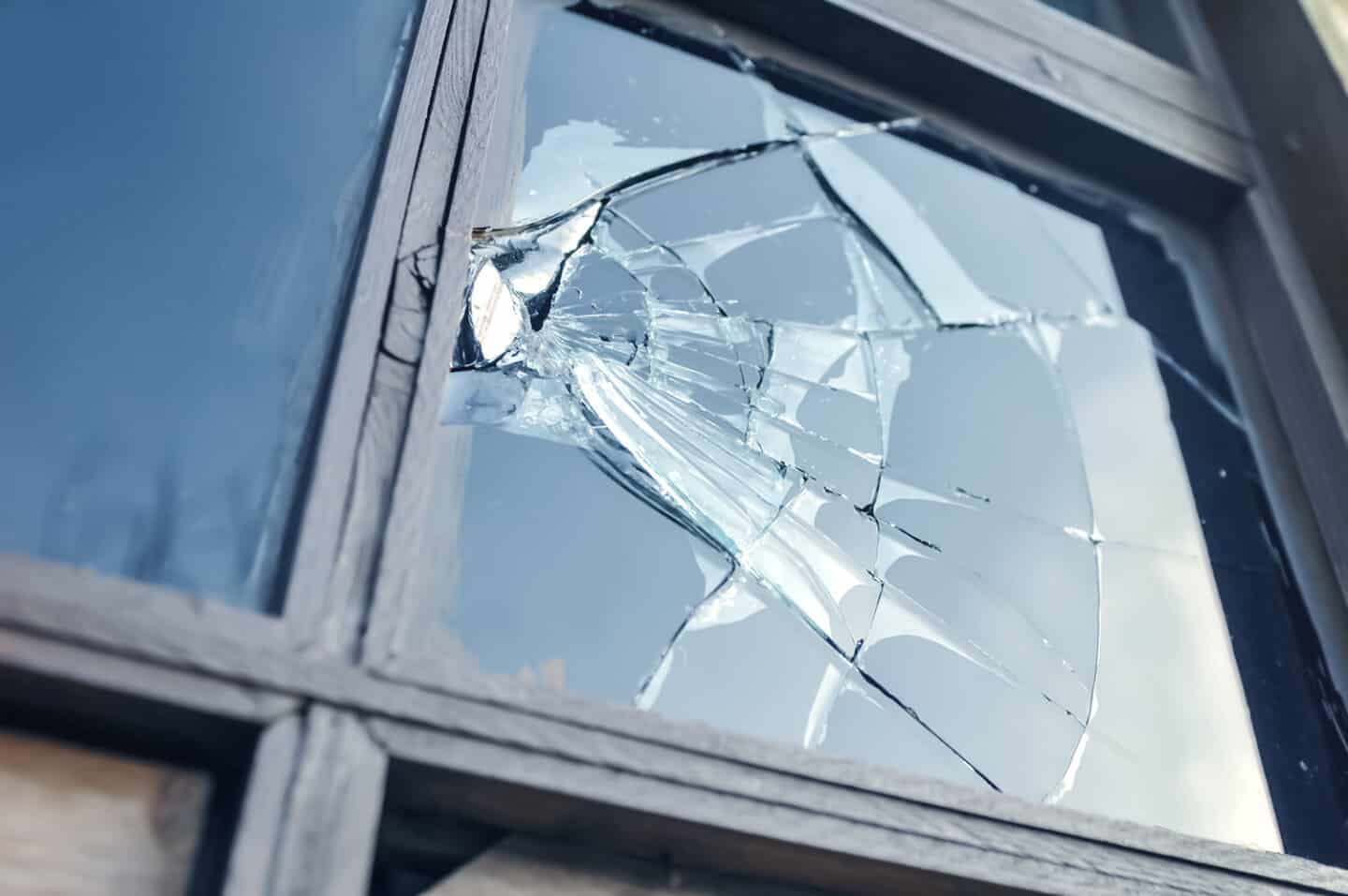 hail damage to windows crack
