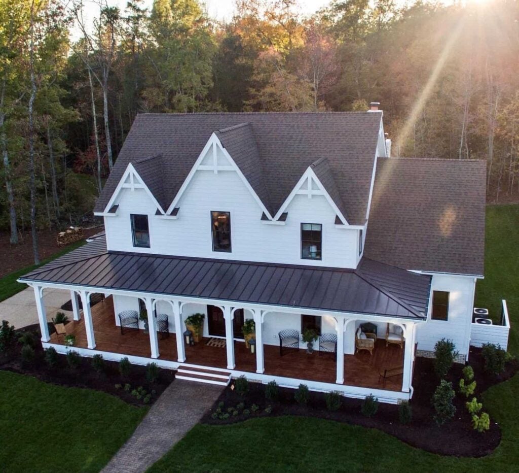 home with roof built by local columbus roofing company