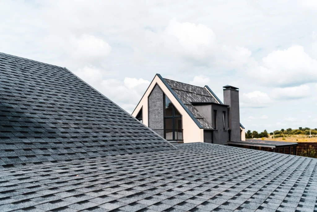 roof of shingles