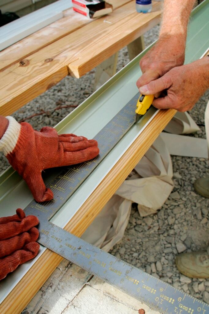 cutting hardie board